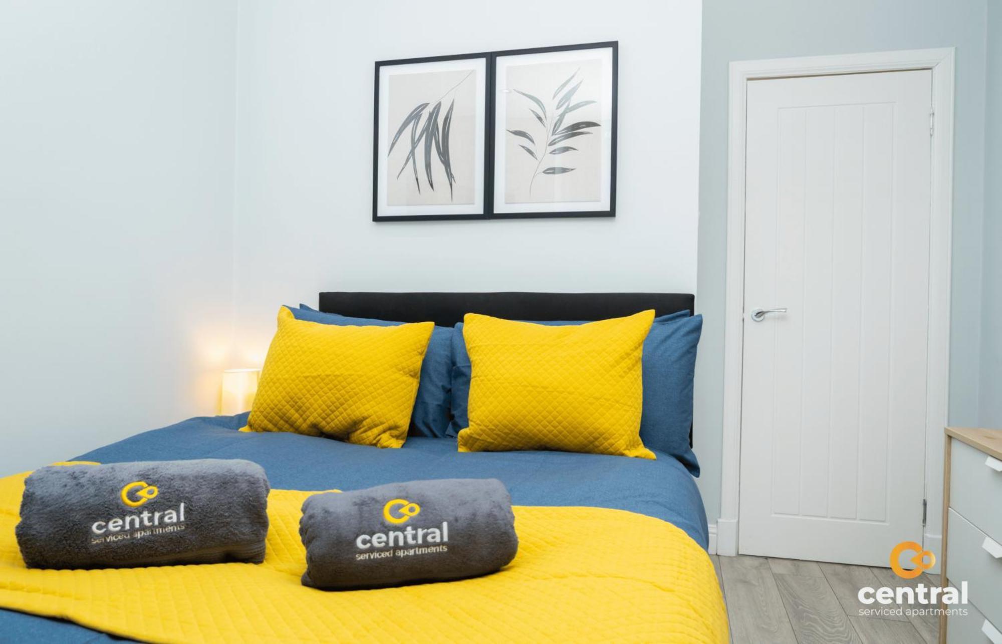 Central Serviced Apartments - 2 Bedroom - Ground Floor - Monthly & Weekly Bookings Welcome - Free Street Parking - 2 Double Beds - Wifi - Smart Tvs In Rooms - Fully Equipped - Heating 24-7 - Contractor & Short Stay Favourite Dundee Bagian luar foto